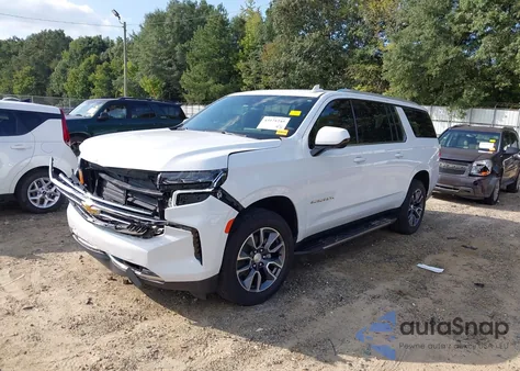 2021 Chevrolet Suburban 2Wd Lt z USA, uszkodzony, nr VIN 1GNSCCKD8MR446732